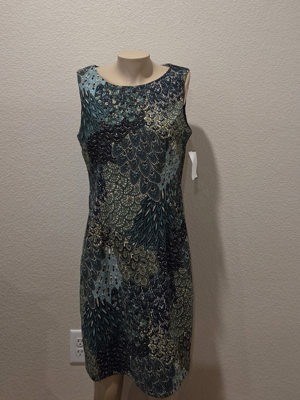 connected apparel Teal and Olive Paisley-Print Sleeveless Shift Dress - Picture 3 of 7
